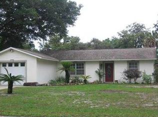 9 Sun Country Ct, Eustis, FL 32726