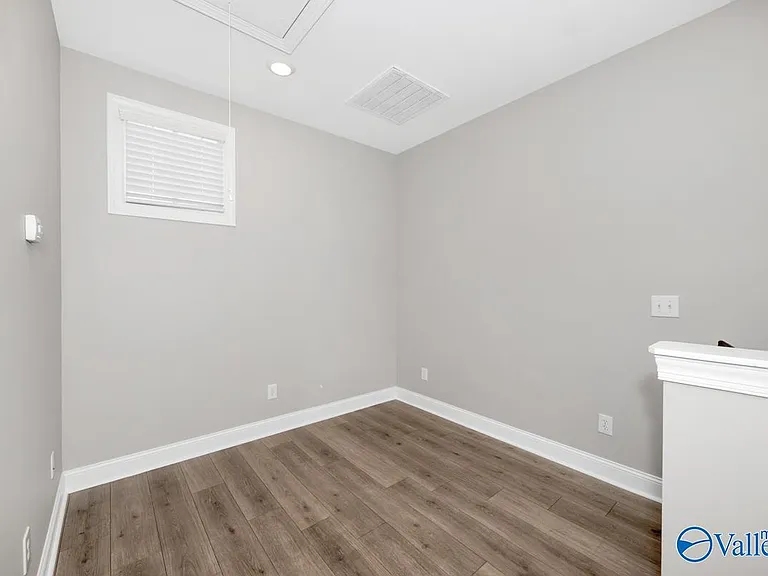 42 Pine St NW — Photo 24