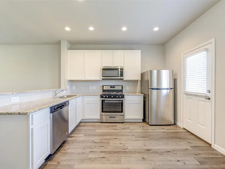 2534 Sturgeon Way — Photo 10