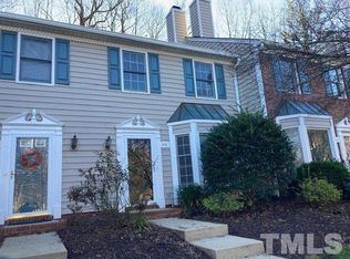 316 Silverberry Ct, Cary, NC 27513