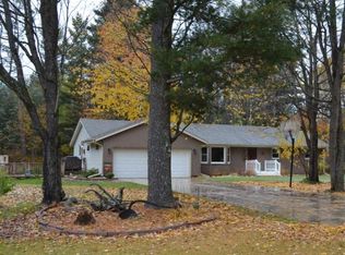 10085 Airport Rd, Crandon, WI 54520