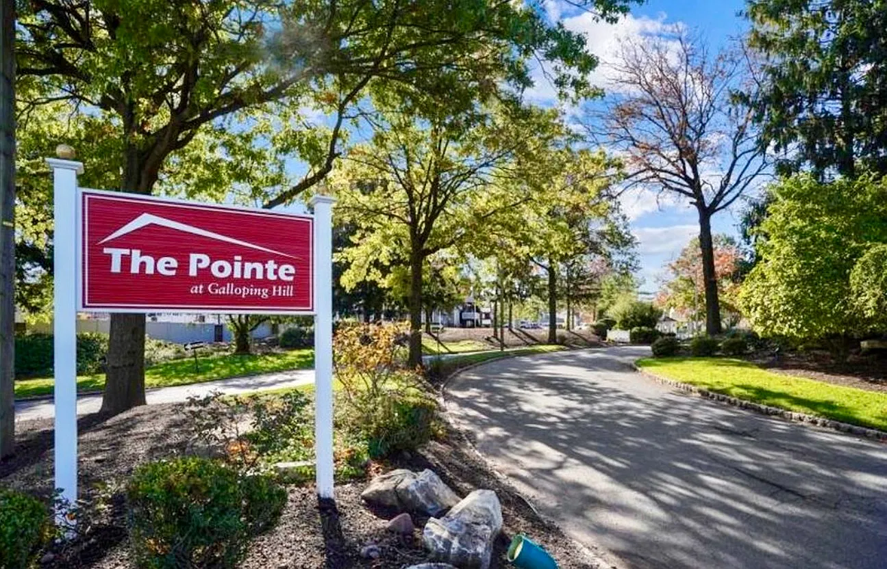 2 bed, 1168 sqft, $2,885 — Photo 1