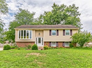 14625 Batavia Dr, Centreville, VA 20120