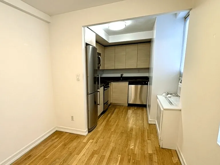 752 W End Ave #7A — Photo 5
