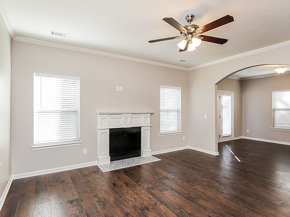 5th image of 7121 Silk Tree Point