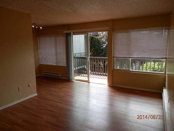 4th image of 3916 S Pearl St #C32