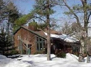 19 Brookview Ter, Bedford, NH 03110