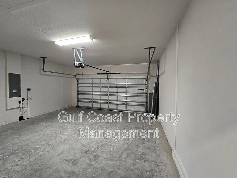 611 160th St E — Photo 23
