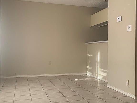 4th image of 118 Gastel Cir APT 10