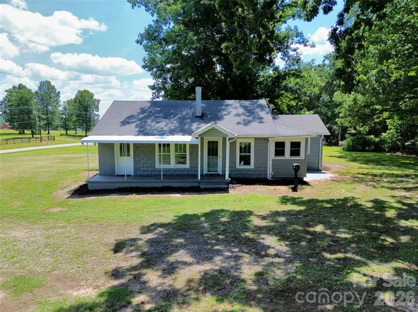 4934 E State Highway 10, Catawba, NC 28609