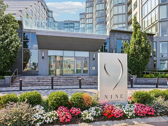 2nd image of 9 Avenue At Port Imperial Unit 513