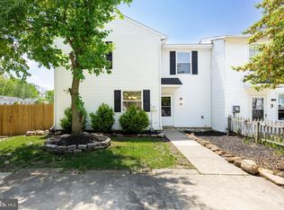 1 Yorkshire Rd, Sicklerville, NJ 08081