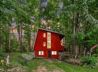 850 Magee Rd N, Boyne Falls, MI 49713