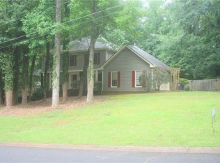 5748 Little Oak Trl, Stone Mountain, GA 30087