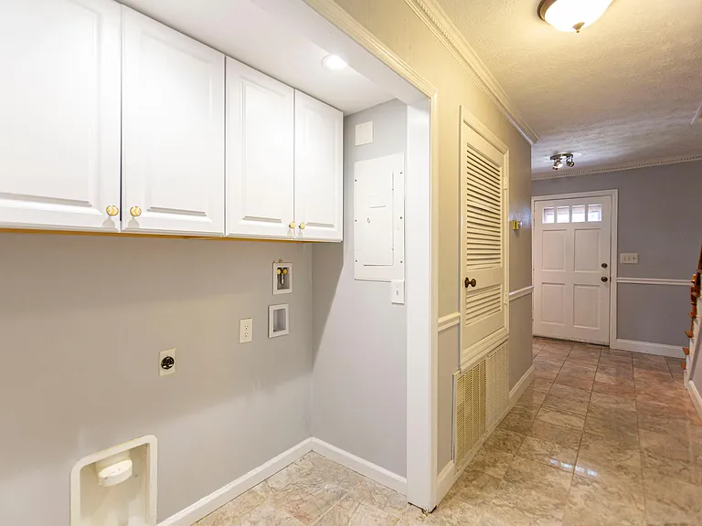 2446 Lehaven Dr — Photo 11