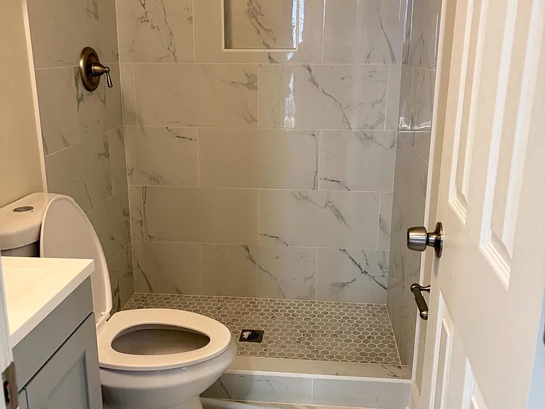 143 Bannister Ave — Photo 13