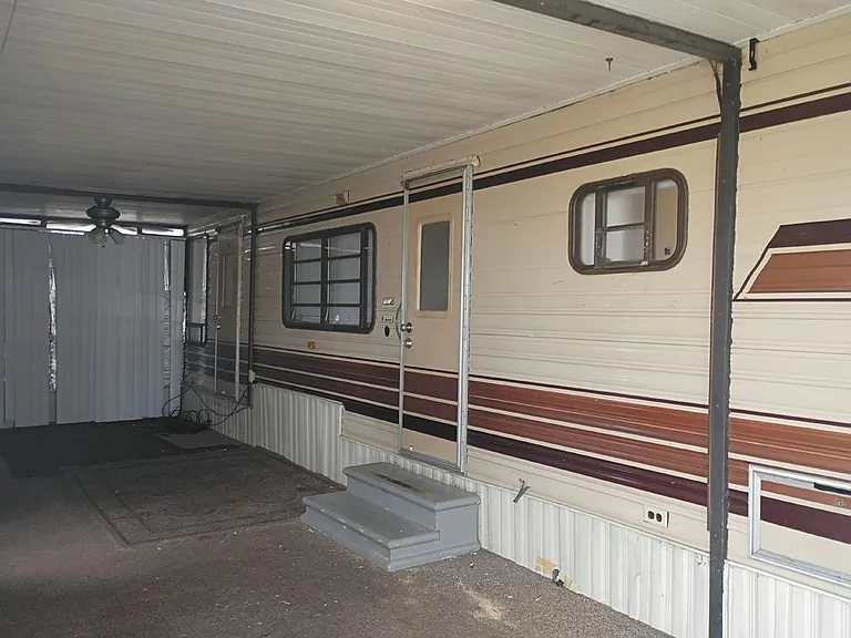 Sunshine MH & RV Resort — Photo 86