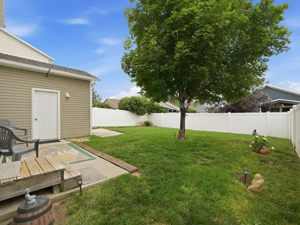 1977 N 2225 W, Clinton, UT 84015