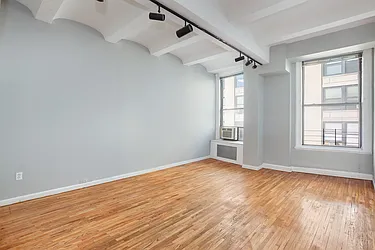 Rented by Nest Seekers International