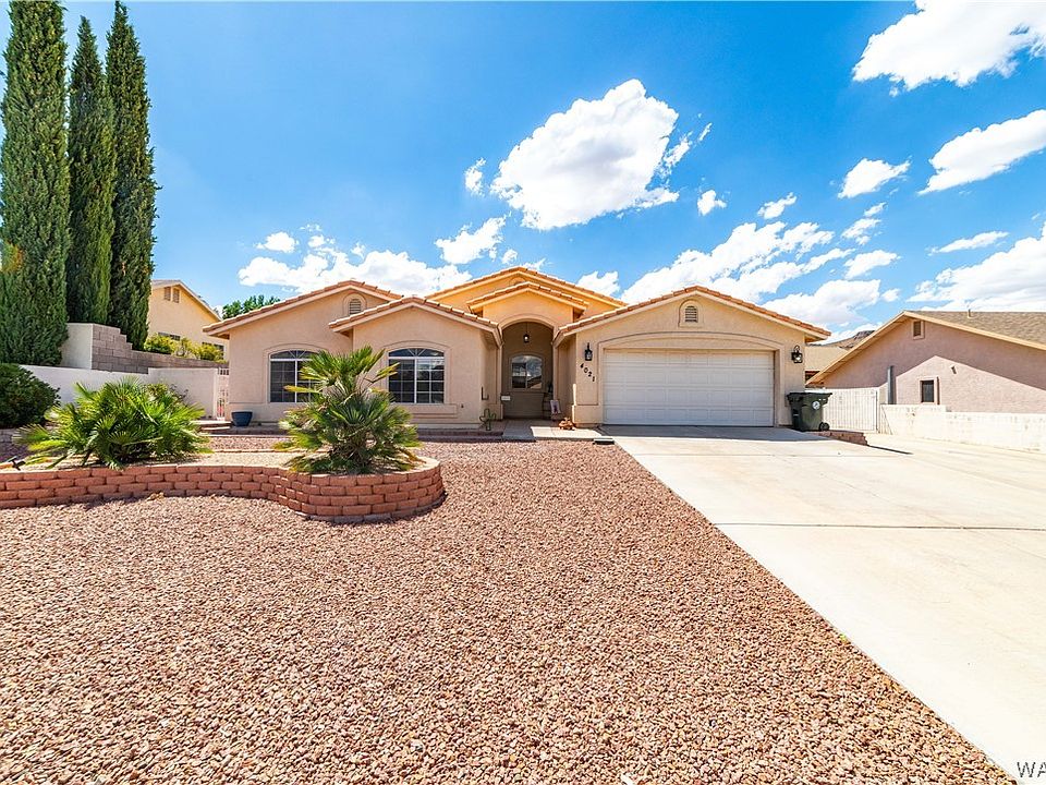 1st image of 4021 Redhill Drive