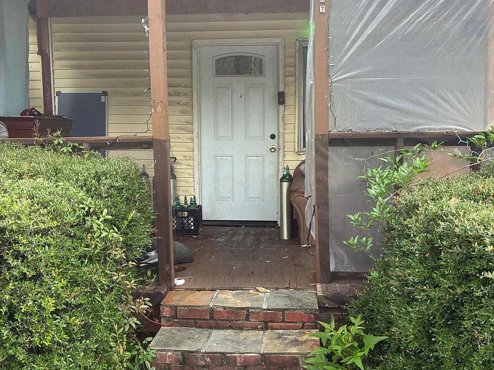 1st image of 1107 Roosevelt St