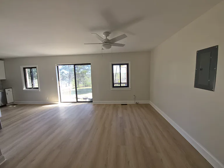 1413 Doc Nichols Rd #B — Photo 10