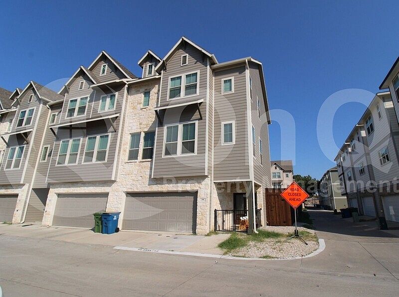 1st image of 100 Samuel St