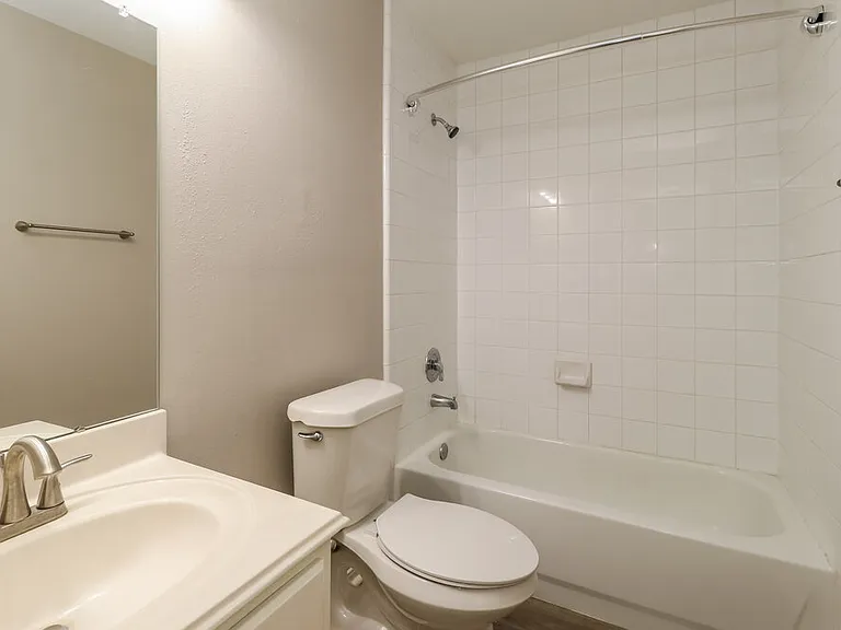 12080 La Salle River Rd — Photo 15