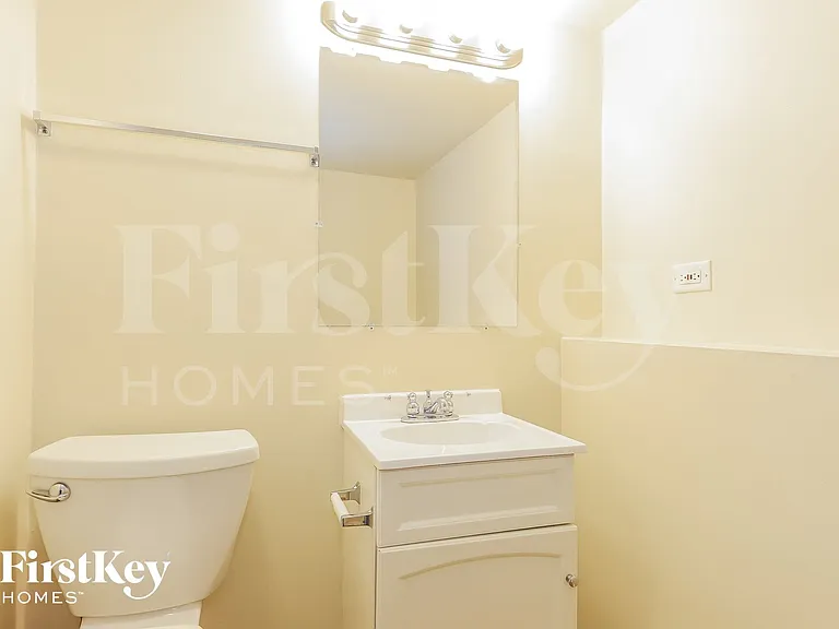 185 Mulford Dr — Photo 13