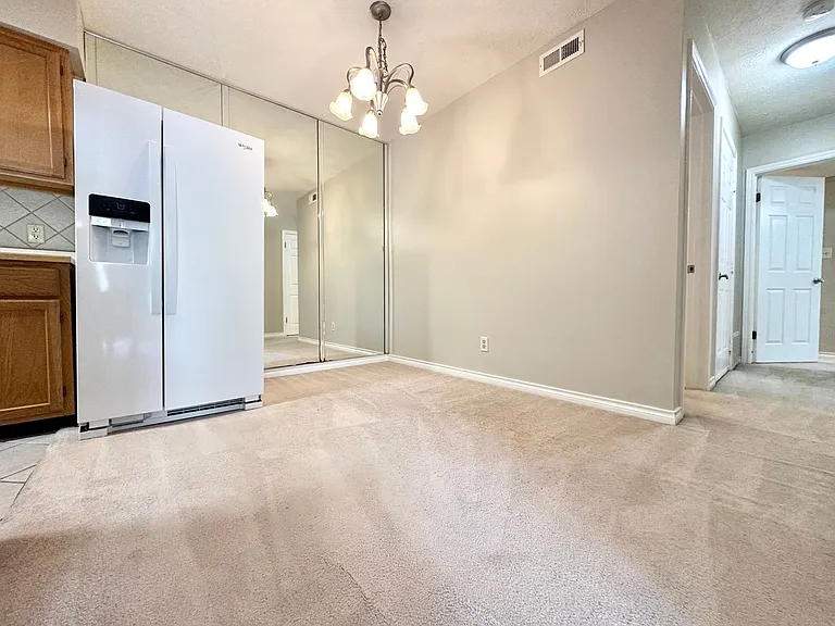 Parkview Apartments — Photo 36