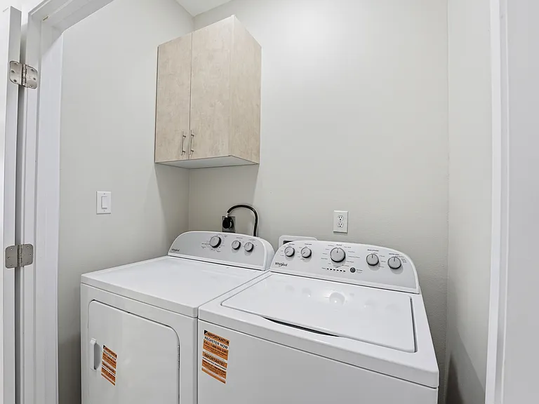 505 N Emerald Ave — Photo 6