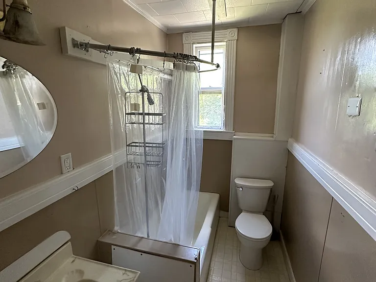 440 Main St — Photo 10
