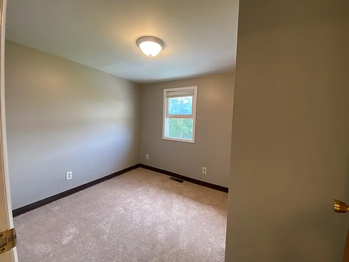 682 Huntington St #2 — Photo 6