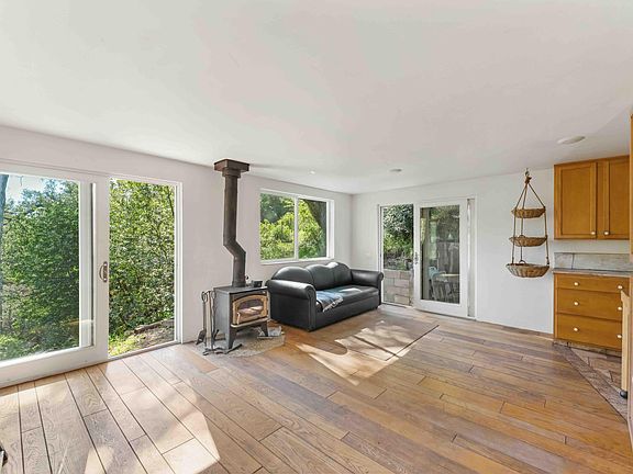 2nd image of 2011 N San Marcos Rd