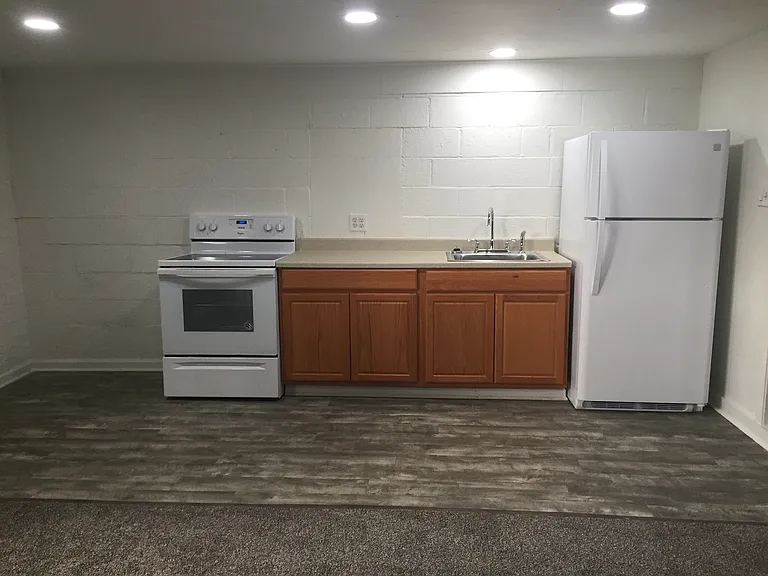 841 Lobdell Ave #B — Photo 4