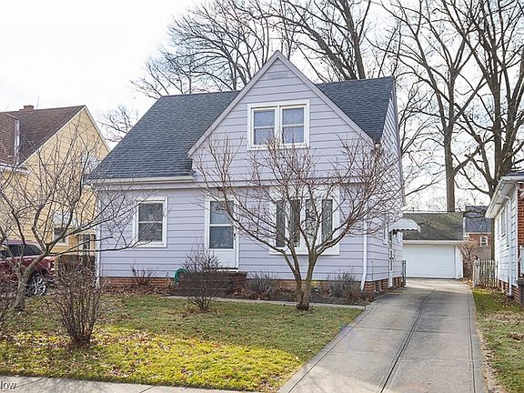2nd image of 2707 Lucerne Ave