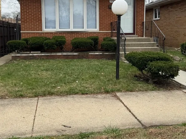 11647 S Aberdeen St, Chicago, IL 60643