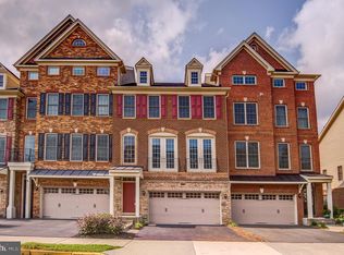 25019 Cambridge Hill Ter, Chantilly, VA 20152
