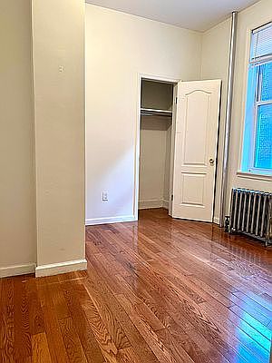 1st image of 260 19th St #B