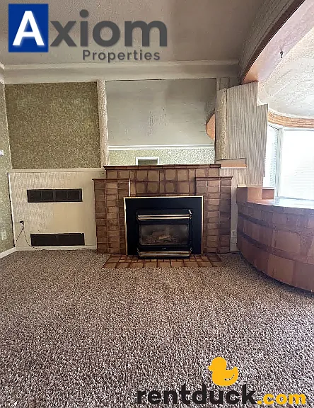 251 N Grant — Photo 44
