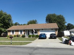 606 E Walnut St, Teutopolis, IL 62467