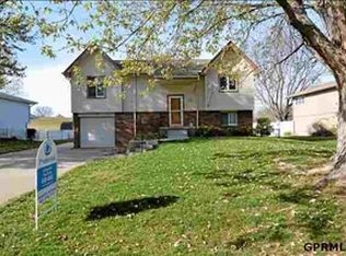 11606 Westmont Dr, Omaha, NE 68138