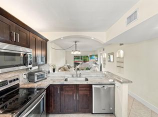 6585 Somerset Drive #102, Boca Raton, FL 33433