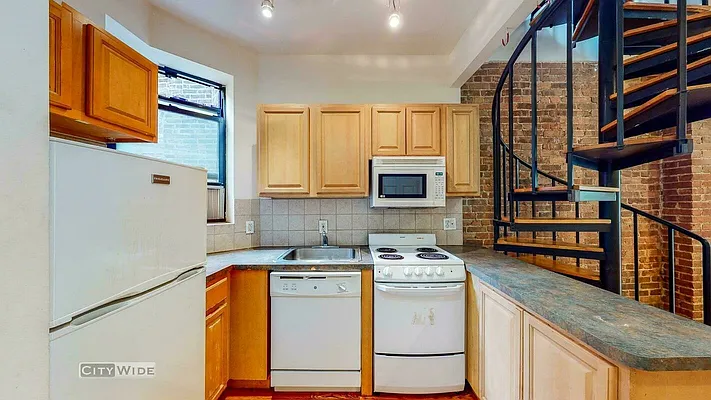 Rented by City Wide Apartments | media 4