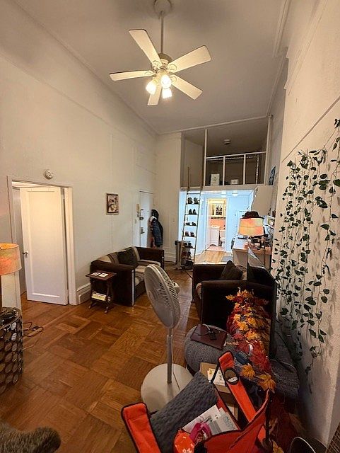 1st image of 116 W 87th St #3