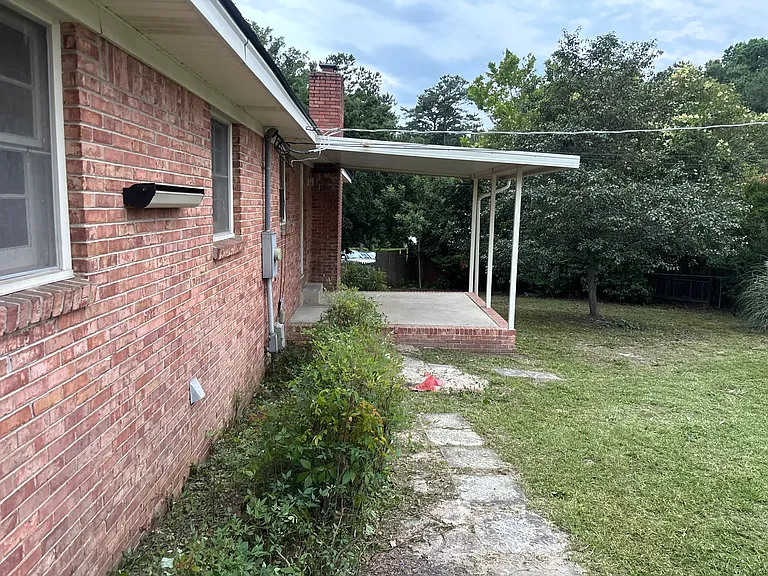 167 Saint Mark Dr — Photo 2