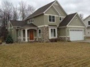 413 Broadhead Dr, Midland, MI 48642