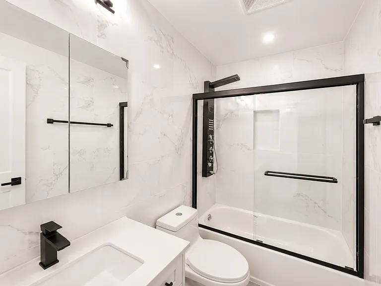 1726 Summerfield St #1L — Photo 7