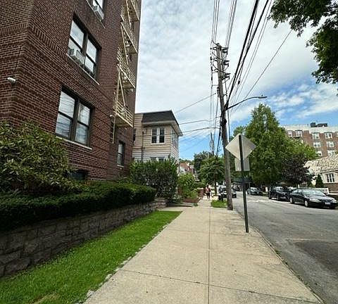 4th image of 4313 Kepler Ave APT 5B