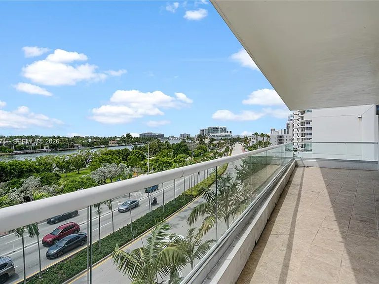 6362 Collins Ave #614 — Photo 9